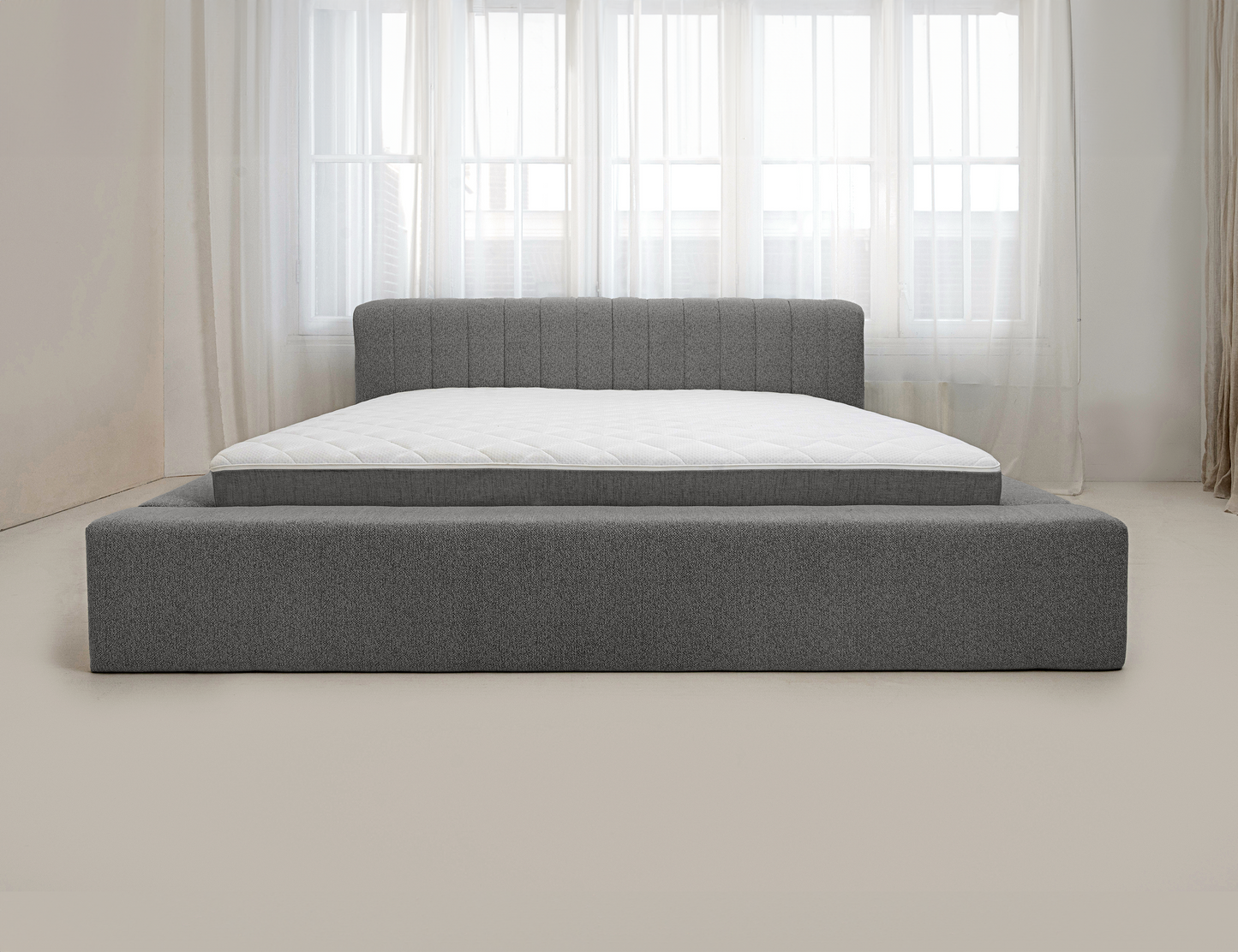 Adore Ledikant Edira Antraciet - Modern laag zweefbed -Nº19 Caviar Dark Gray