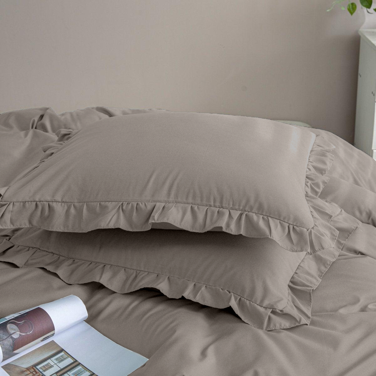 Kussenslopen Mat Satijn Ruffles Taupe 60x70cm 2-Pack