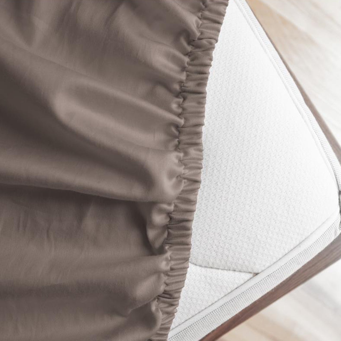 Topper Hoeslaken Katoen Satijn Premium Taupe