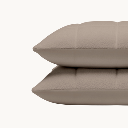 Kussenslopen Vol & Gevoerd Teddy Taupe/Grey  2-Pack 60x70 cm