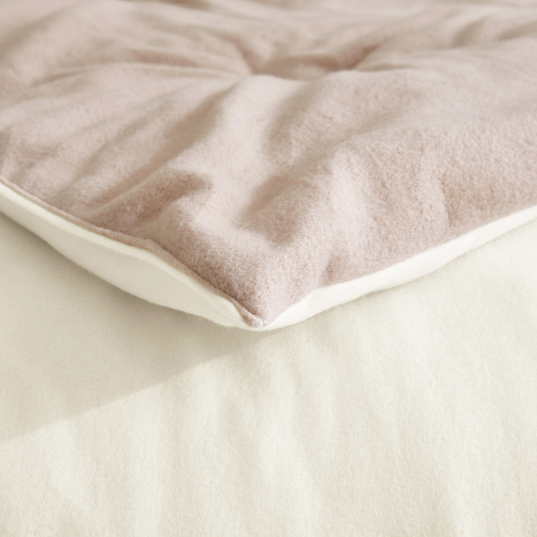 YNOT Dreambed Signature Jersey Fleece Taupe/Creme