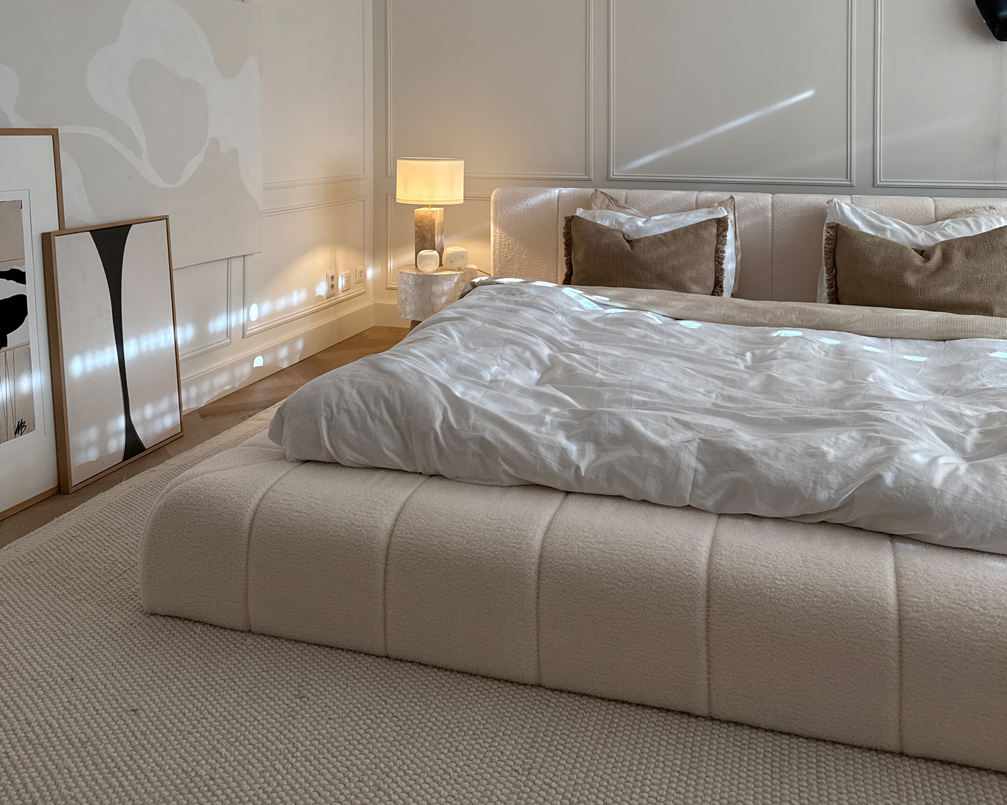 Adore Ledikant Deluxe - Modern laag zweefbed - Nº11 - Pearl Ivory