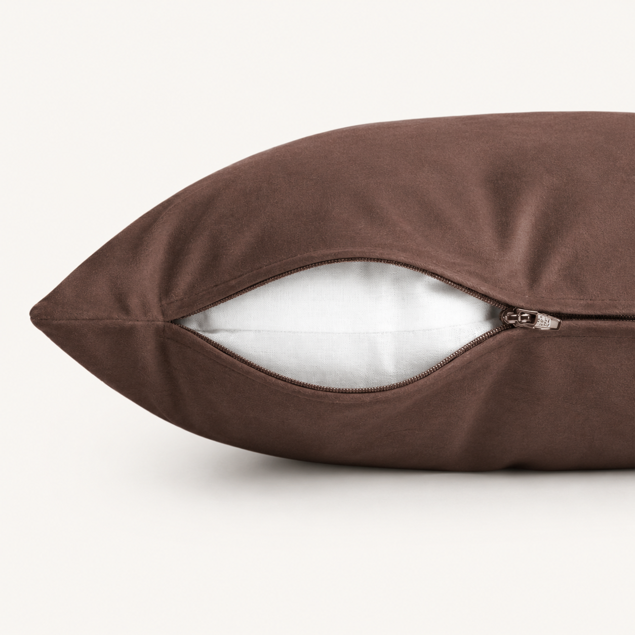 Y-NOT Kussenslopen Velvet Chocolate 60x70 cm 2-pack