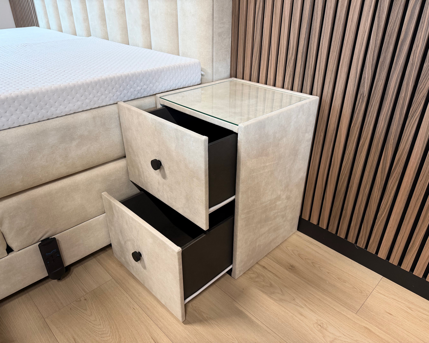 Y-NOT - Elektrische Boxspring - Japandi Rondo - Complete set - Nº29 Ivory