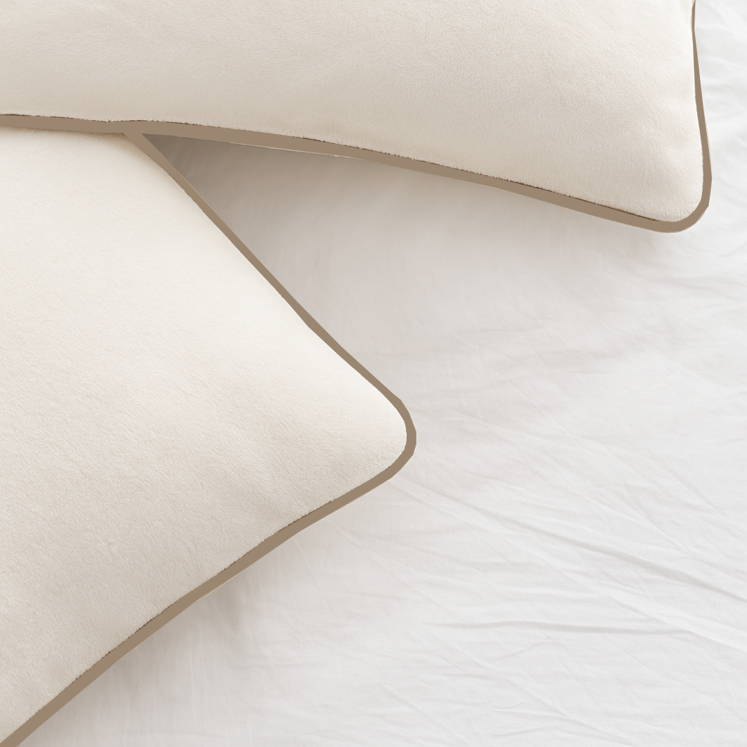 Kussenslopen Soft Fleece Flanel Pearl White met Taupe Grey bies 60x70 cm 2-pack