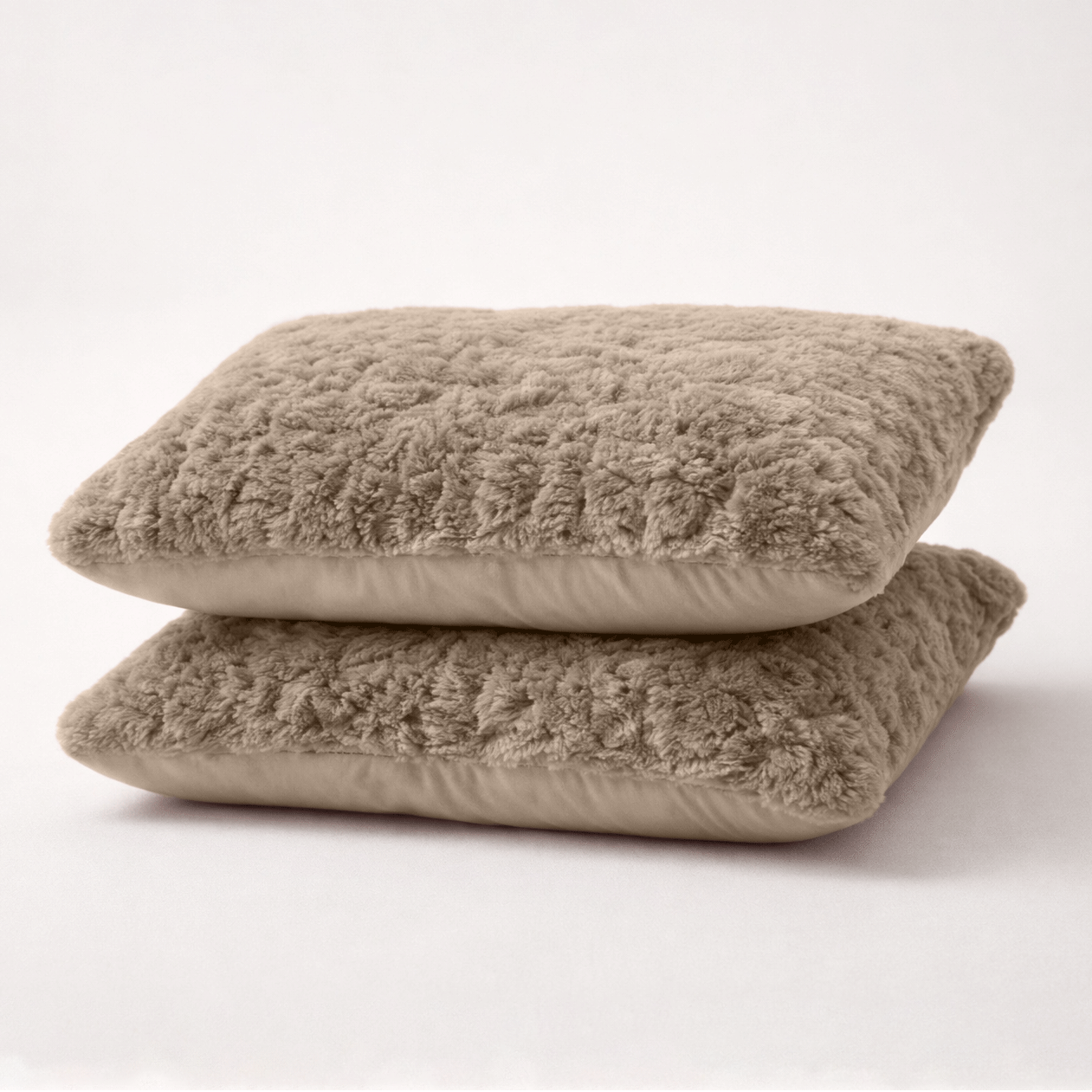 Y-NOT kussenslopen  Pom Pom Fur Taupe 60x70cm 2-Pack