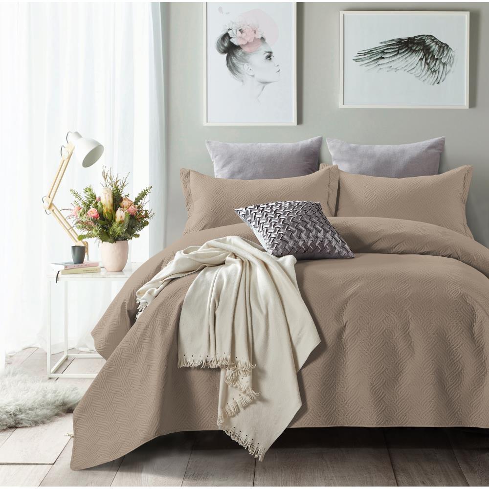 Bedsprei Wave Taupe 260x250 - Y-NOT | be different